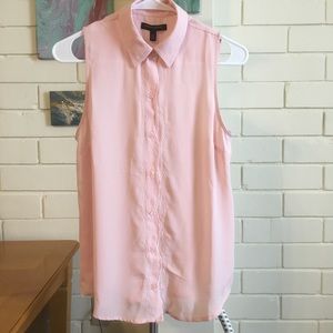 Banana Repub Sleeveless Venetian Pink Scallop Top